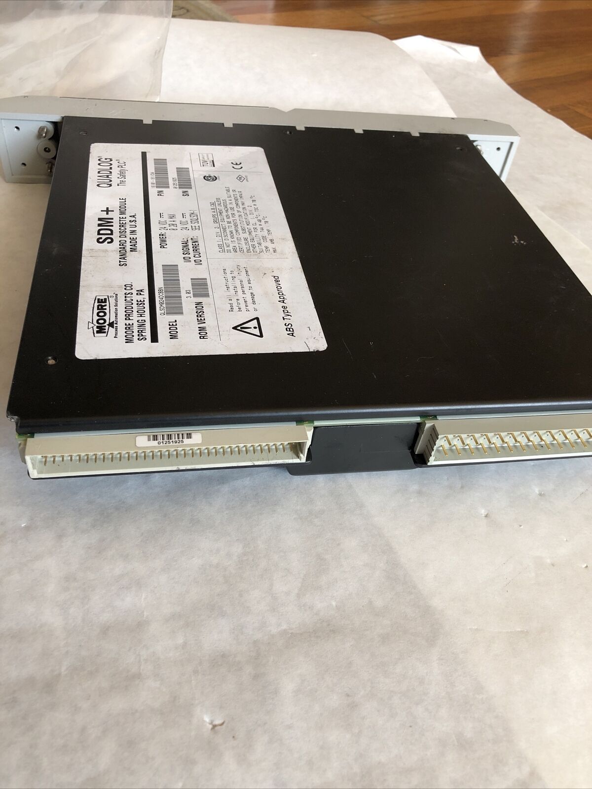 Moore Sdm+ Quadlog,Qlsdm024dcbbn,Sdm+ 24 Vdc,Standard Discrete Module,Bz