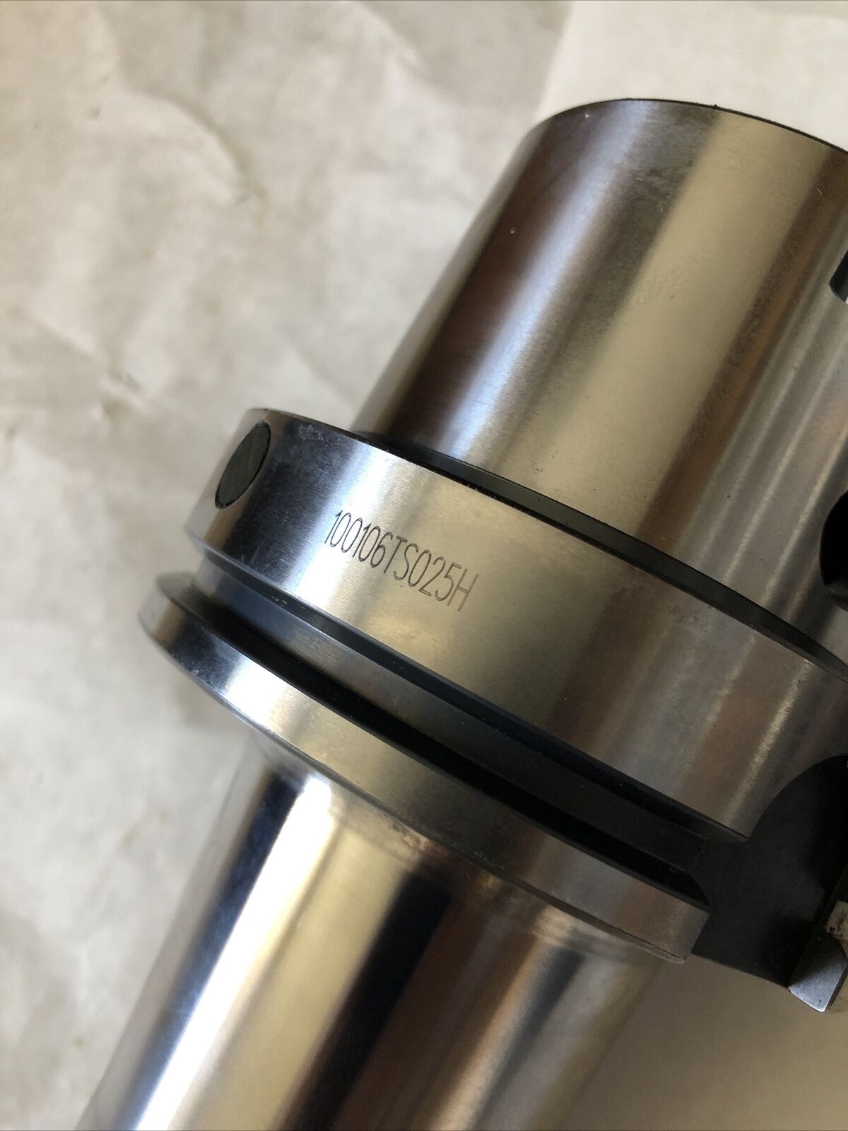 New Bilz 100106Ts025h,T2500-220 Hsk A100 Thermogrip 25Mm Tool Holder,Hsk-A100,Bw