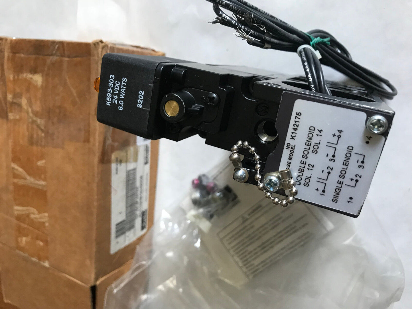 Parker Al11323bgn4900b Pneumatic Solenoid Valve K593-303 24Vdc,K142175,Sa
