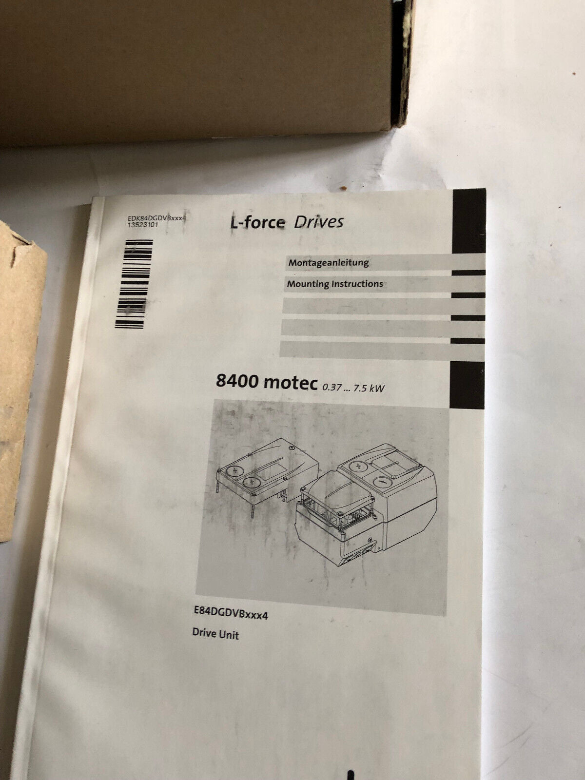New Lenze E84dgdvb1524ps Inverter Drive Unit. 1.5Kw 3/Pe Ac 400/480V,3.8/3.1A,Ac