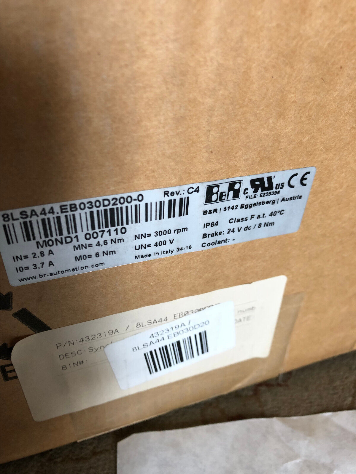 New B&R 8Lsa44.Eb030d200-0 Synchronous Servo Motor,M0nd1,3000Rpm,400V,Aa