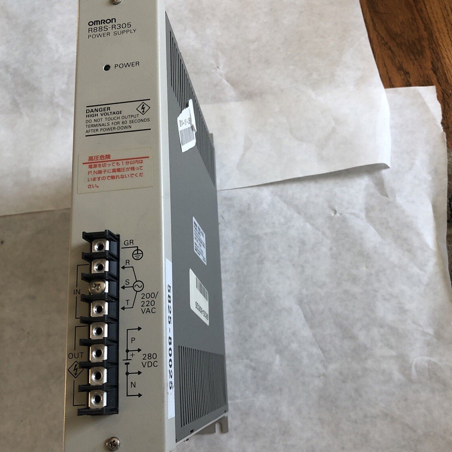 Omron R88s-R305 Power Supply, 280 Vdc ,Cz,Ee