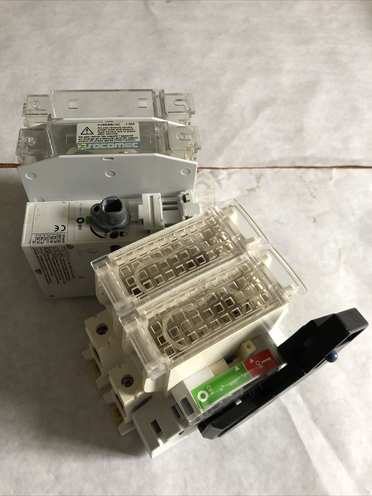New Mixed Lot 2 Socomec Fuserbloc Socomec Switch 30A,J30a 600Vac 3Ph 250V,Ec