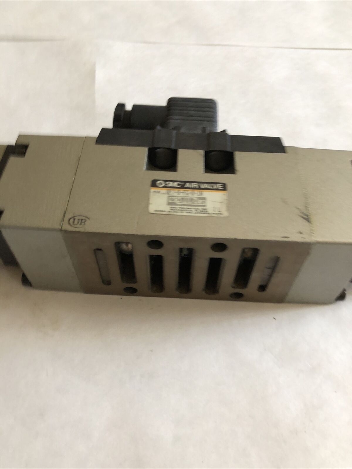 Smc Vp7-8-Fg-D-1N Pneumatic Double Solenoid Valve Vp7-8-Fg-D Ac100v,Dg