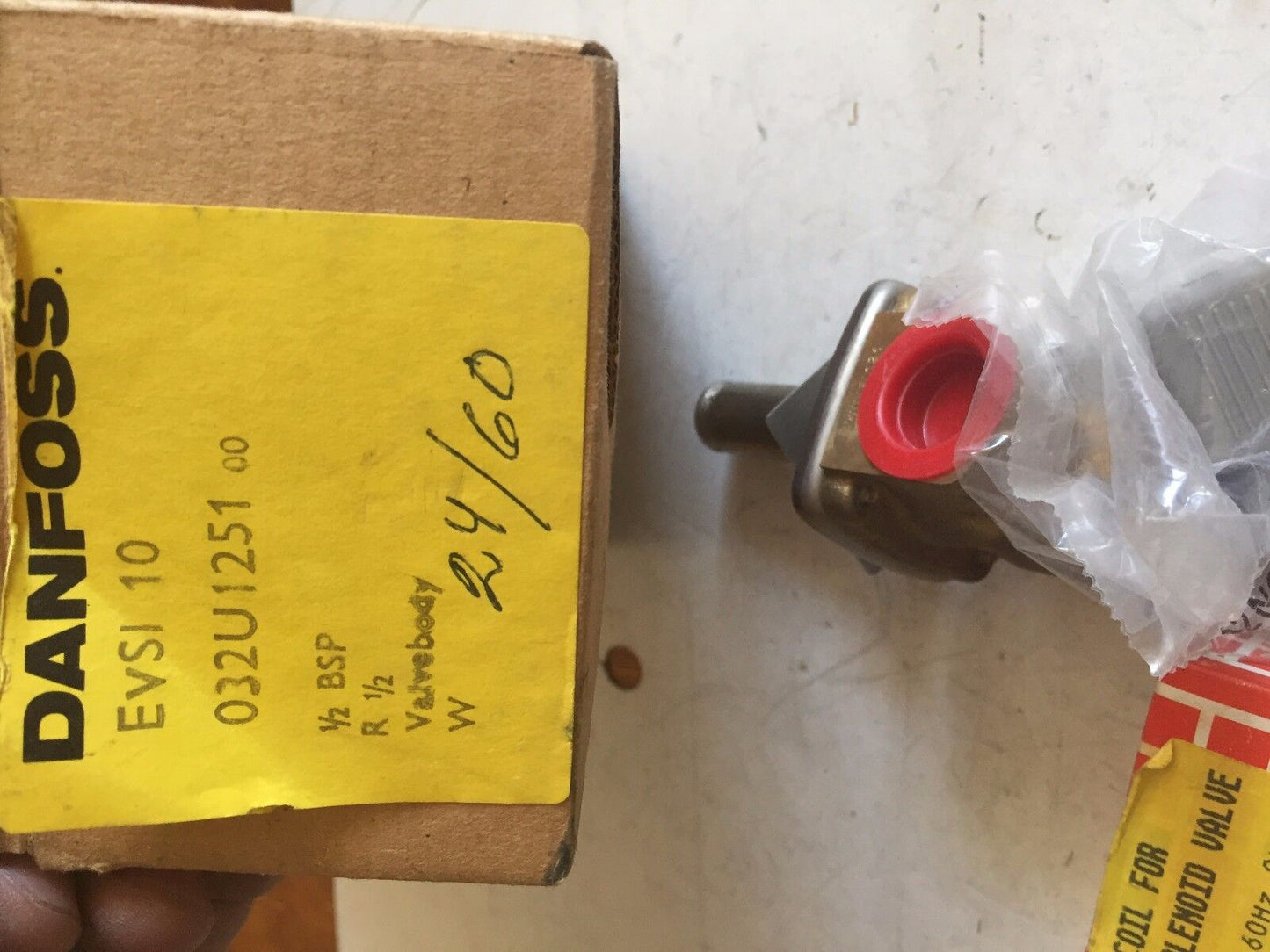 New Danfoss 32A0759,Evsi 10 2Way Valve 1/2" Npt 24Vac 9 W,Ip 00 042N7520,Ax