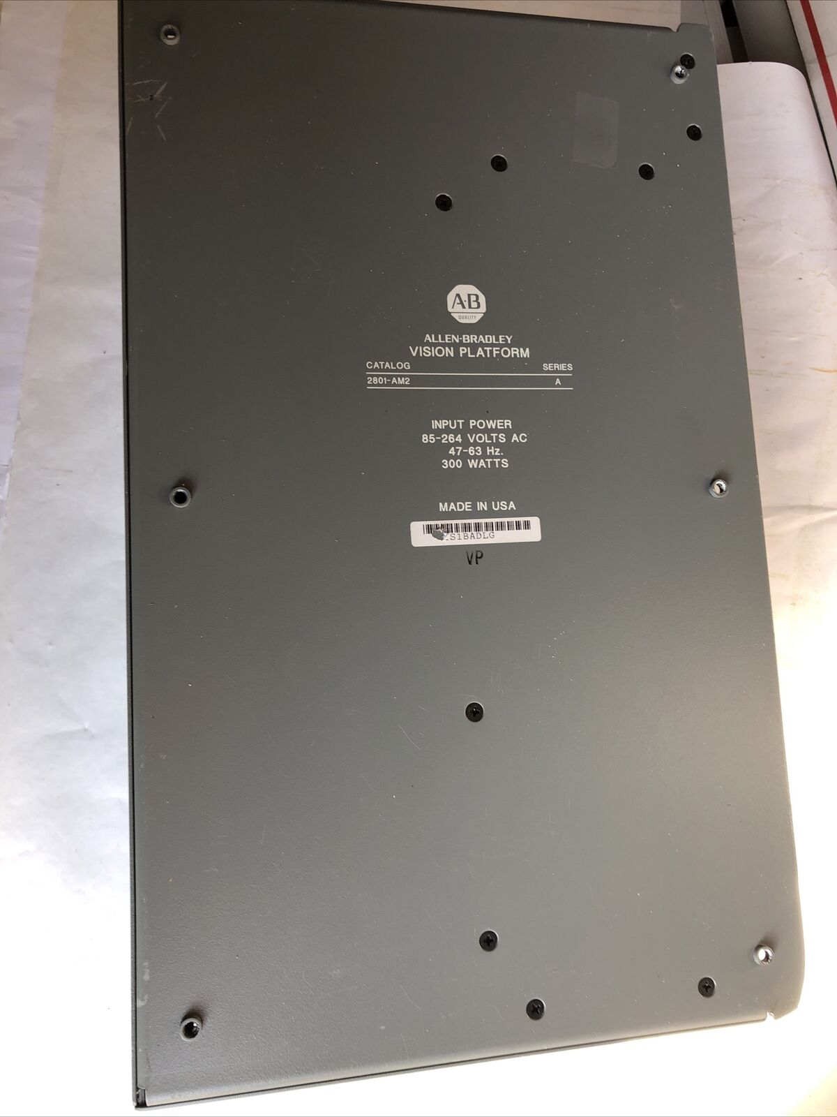 A-B 2801Am2,Allen Bradley 2801-Am2,Vision System Platform Chassis 100-240Vac,Fc