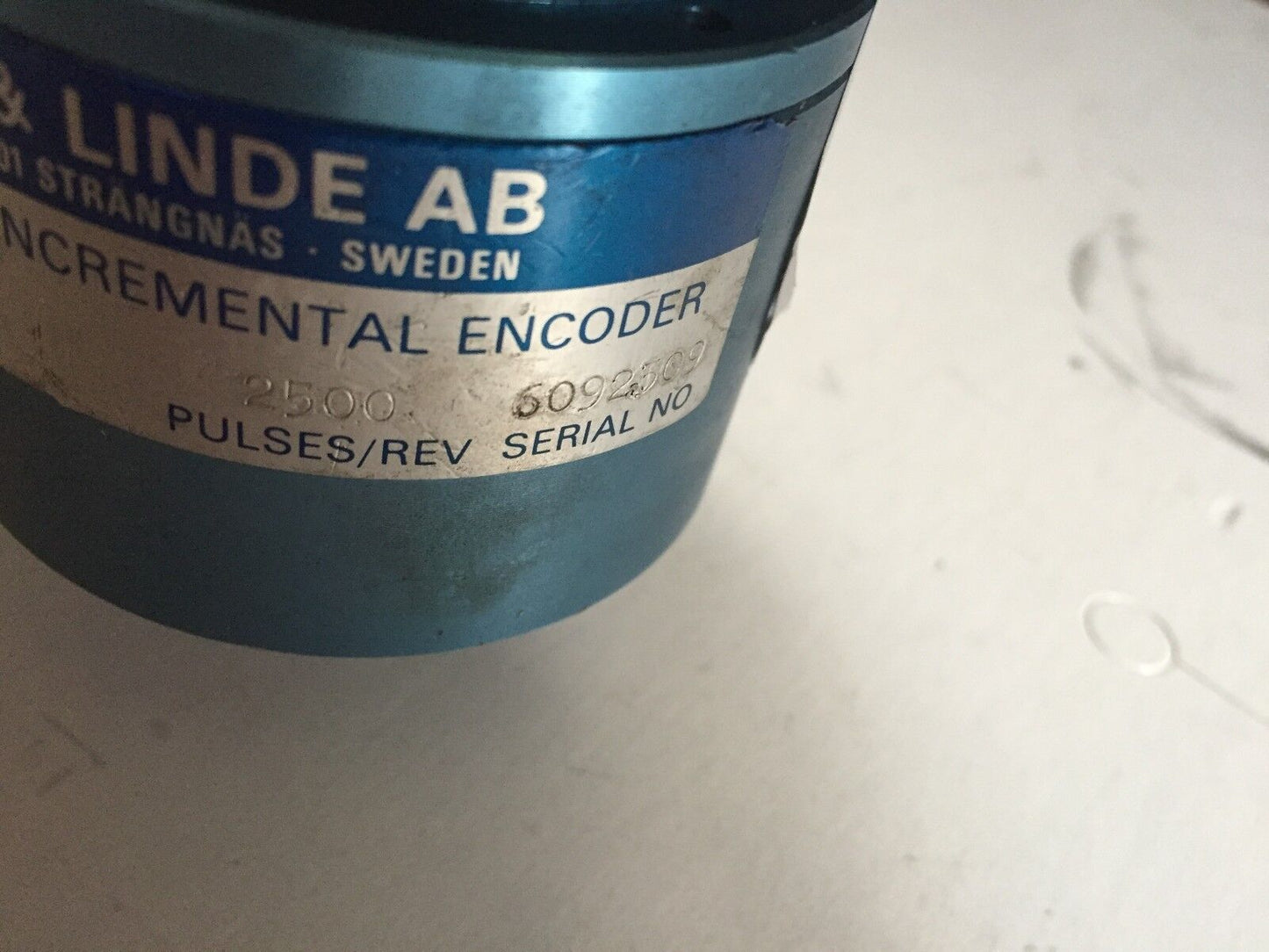 Leine & Linde 6806A Optical Incremental Rotary Encoder, 2500 Pulses ,Bp