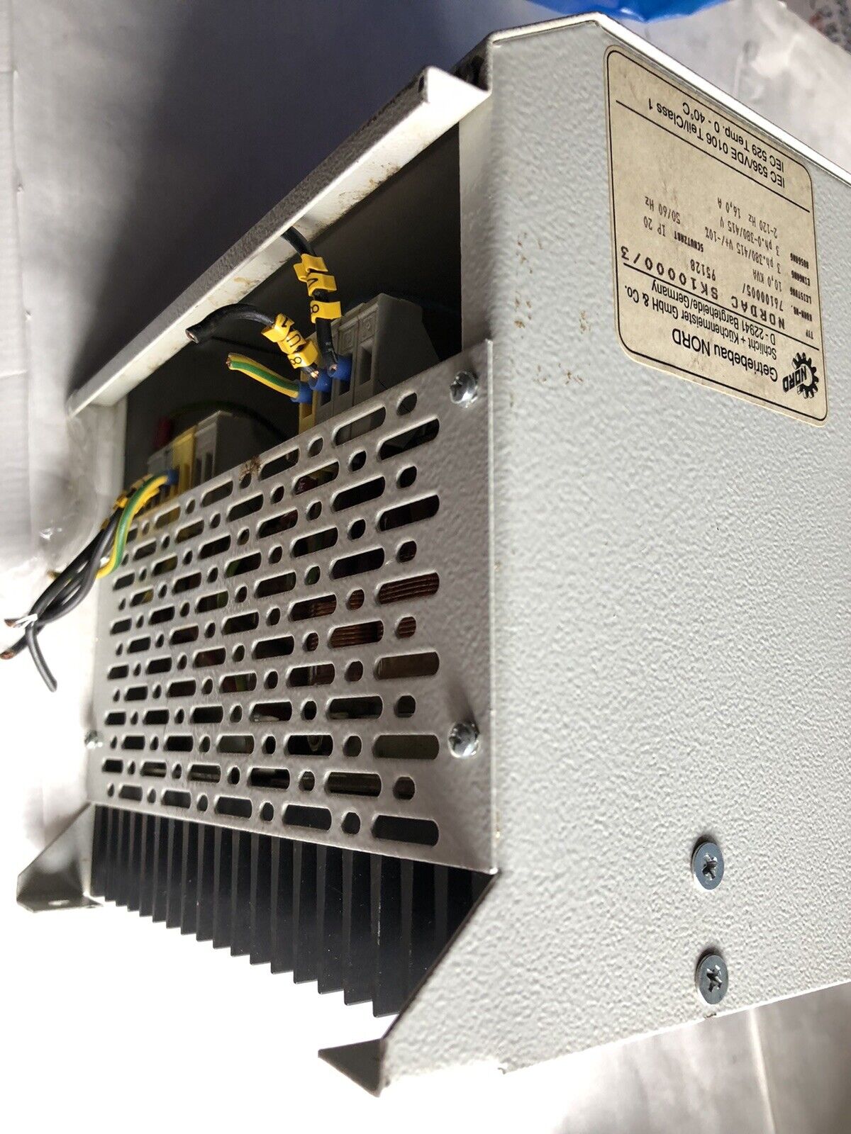 Getriebebau Nordac Sk10000/3 Ac Drive,3-Ph,0-380/415V,76100005, 16.0A,Ez