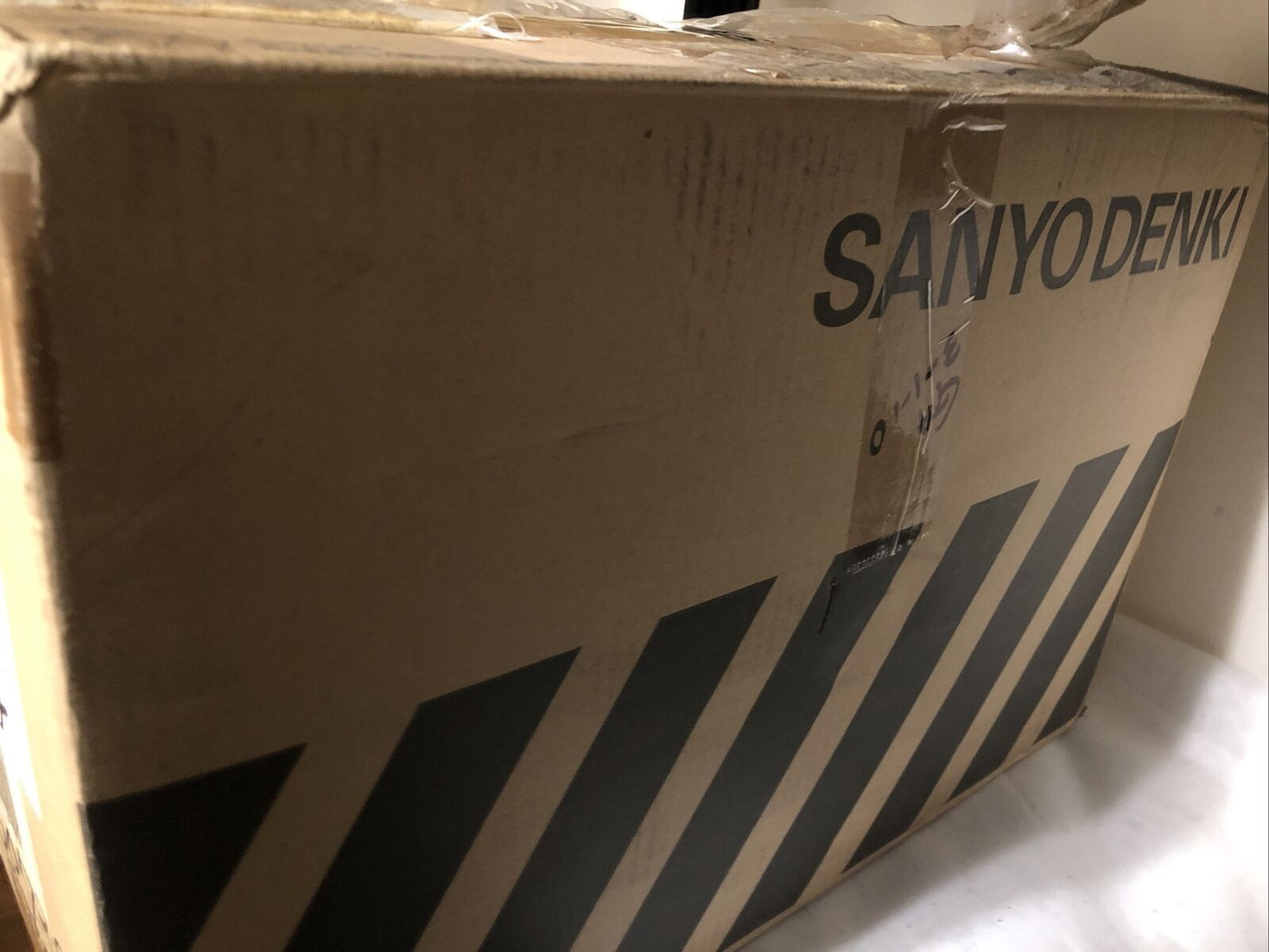 New Sanyo Denki Sanyo Denki Ba030fxwt504hc Bl-Super Servo Drive Glass Broken,Fd