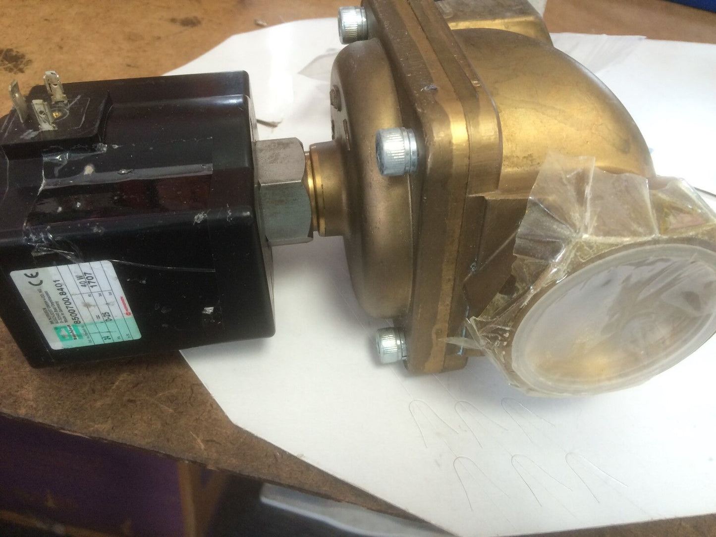 New Buschjost Solenoid Valve 24V 8500700.8401,8500700 0-25Bar,Cw617n,Td