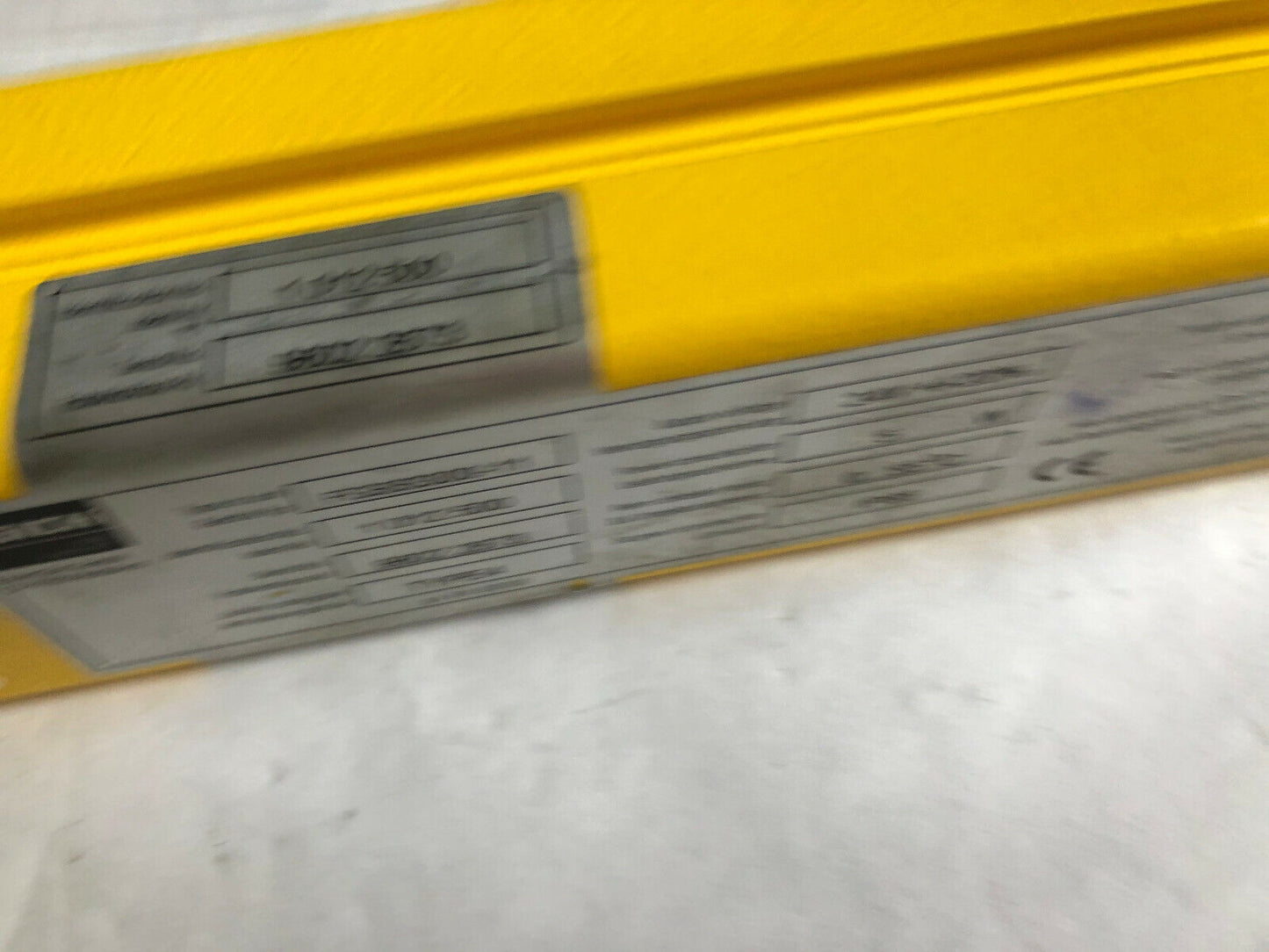 Sick Fgss300-11, 1 012500 Maihak Light Curtain Sender 24V +/-20% 4W,Bw