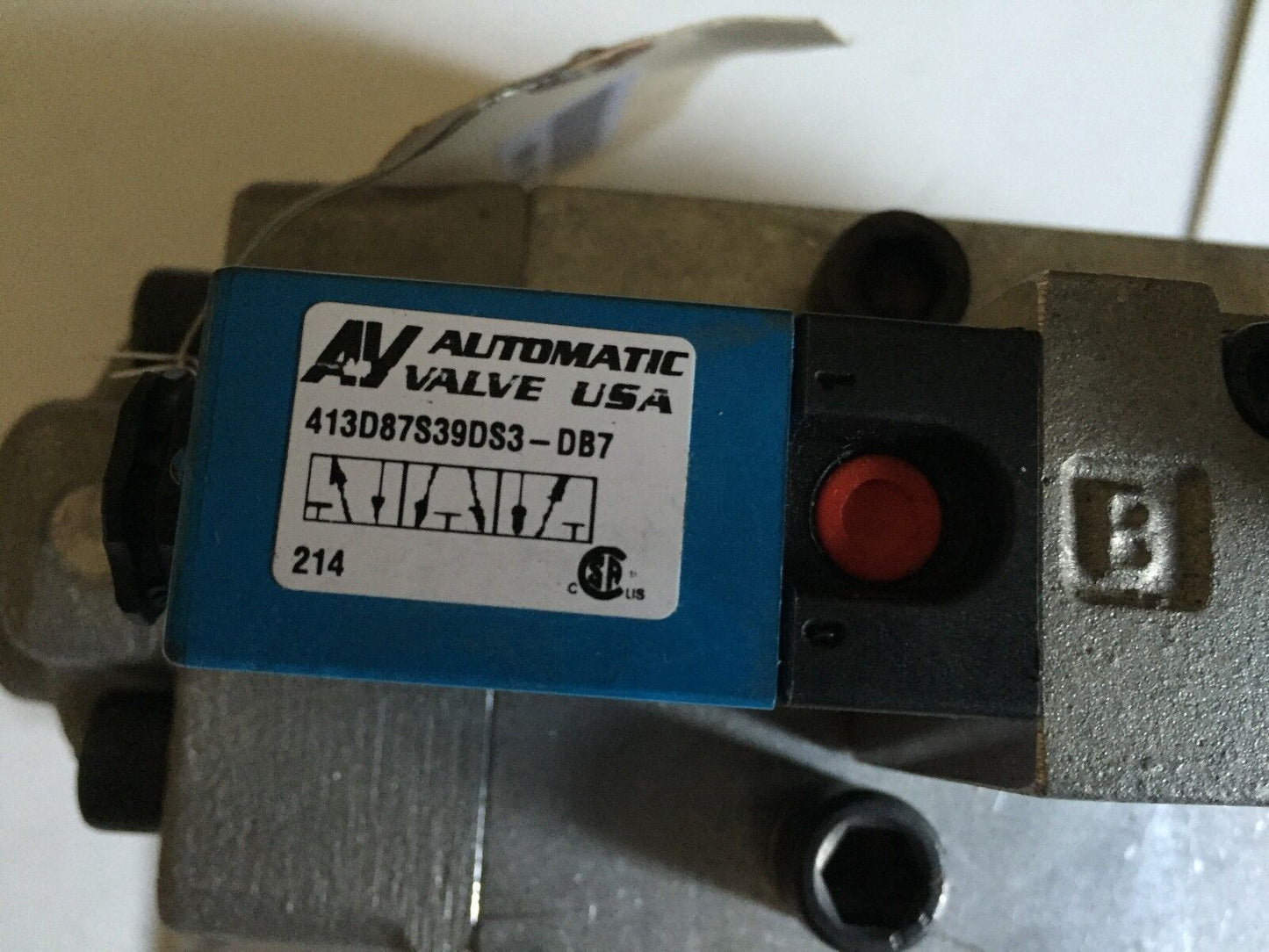 New Automatic Valve 413D87s39ds3-Db7,Av A7201-Db,Pneumatic Solenoid Valve,Ea