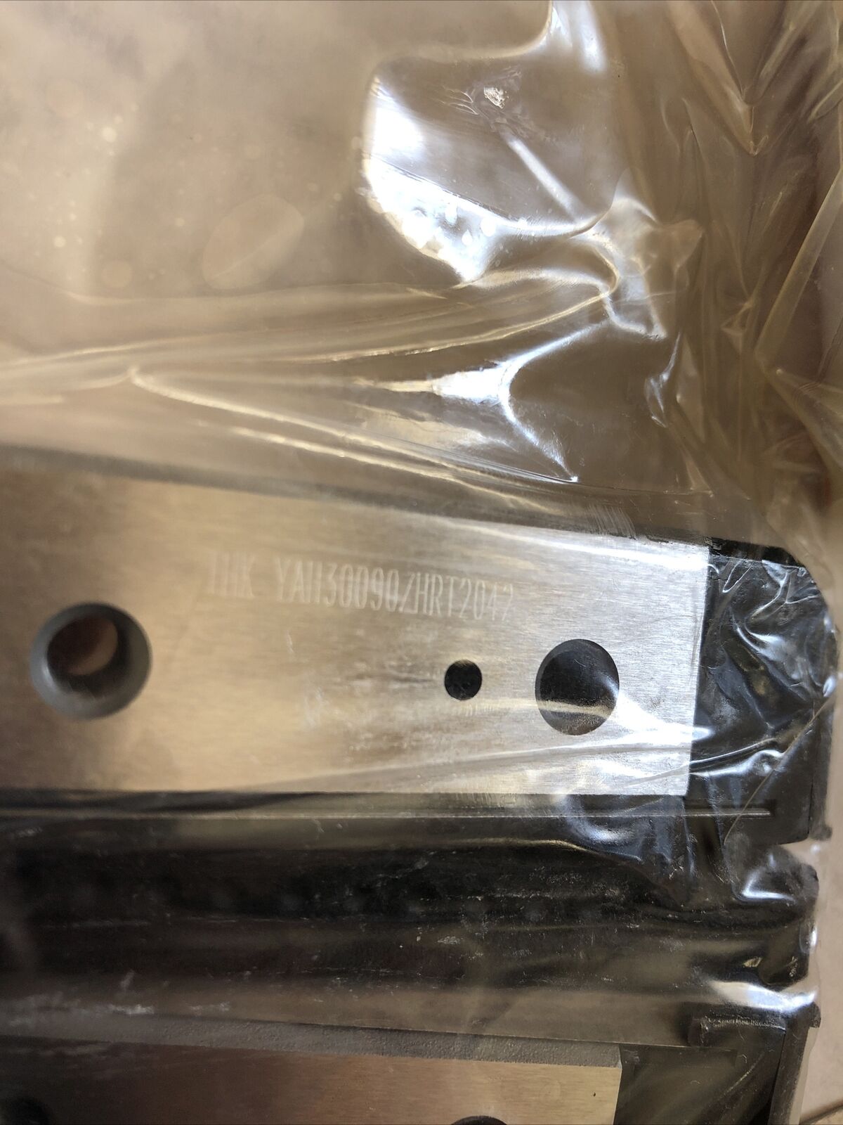 New Thk 4Hrt2042uus+504L,Thk Yah30090/Hrt2042,4Hrt2042uus Linear Bearing,Ea