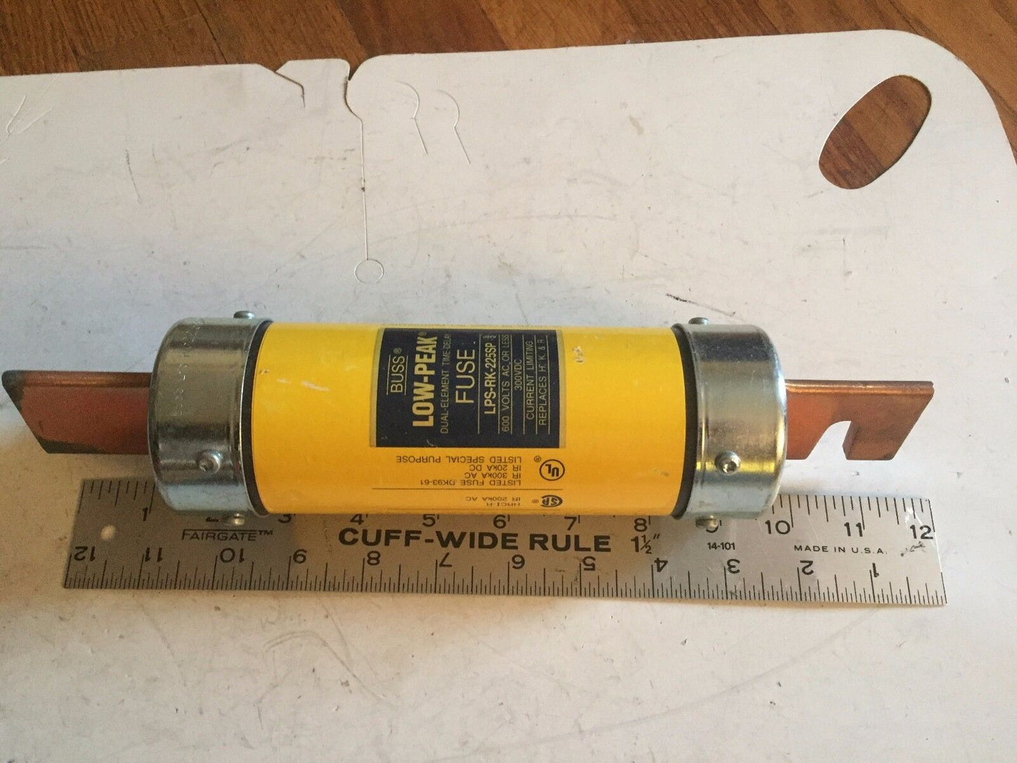 New Buss Lps-Rk-225Sp Bussmannrk1 Fuse 225-Amp Low-Peak Cooper 600Vac 300Vdc,Aa