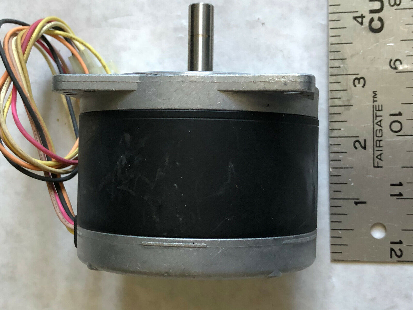 New Shinano Kenshi Sst83d1c020 Step Motor, No 22Z03 2.8V, 2.8A,Tf