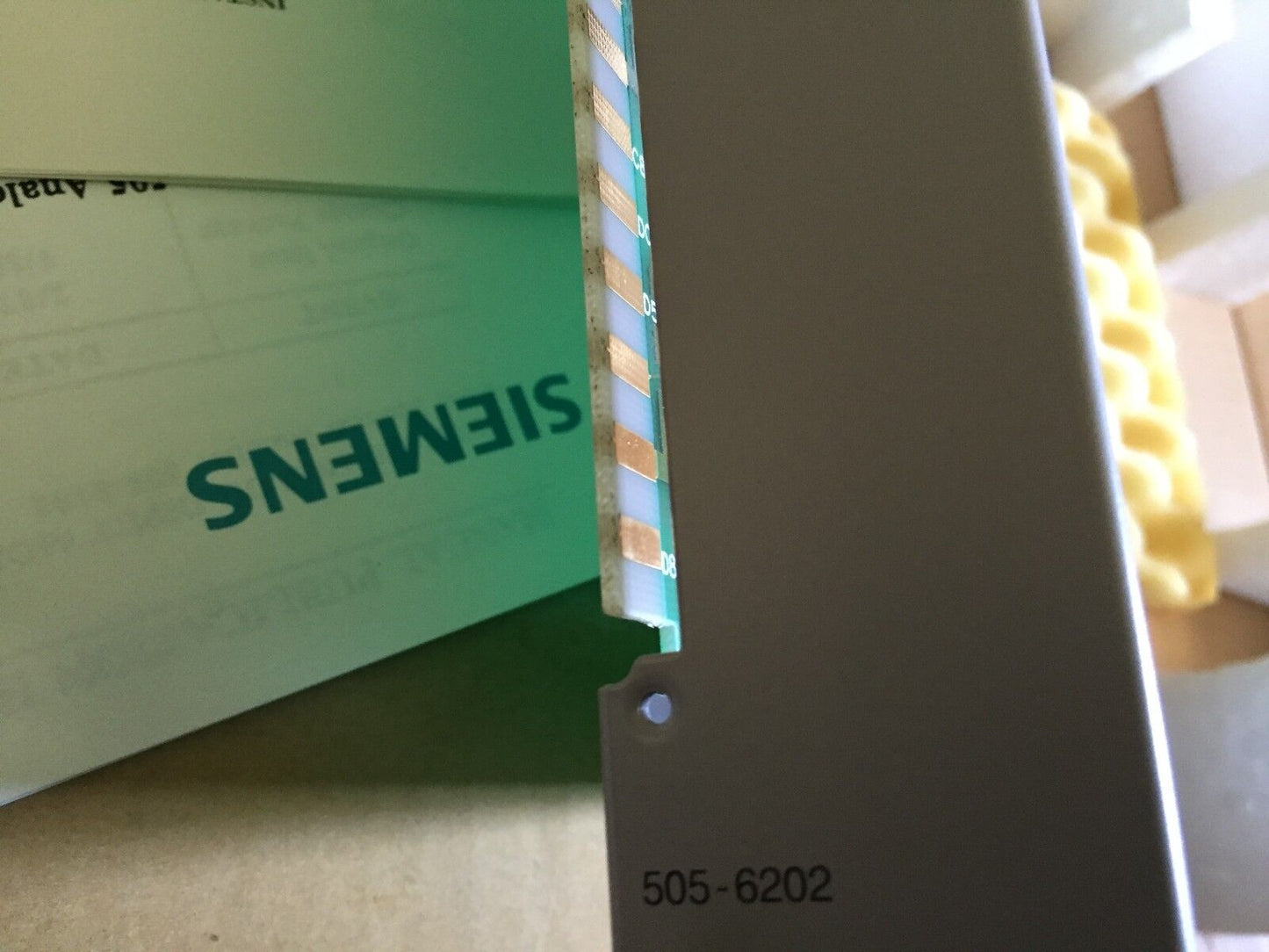 New Siemens 505-6202,2 Ch Analog Output 12Bpoint Single Ended Double Wide,Bd