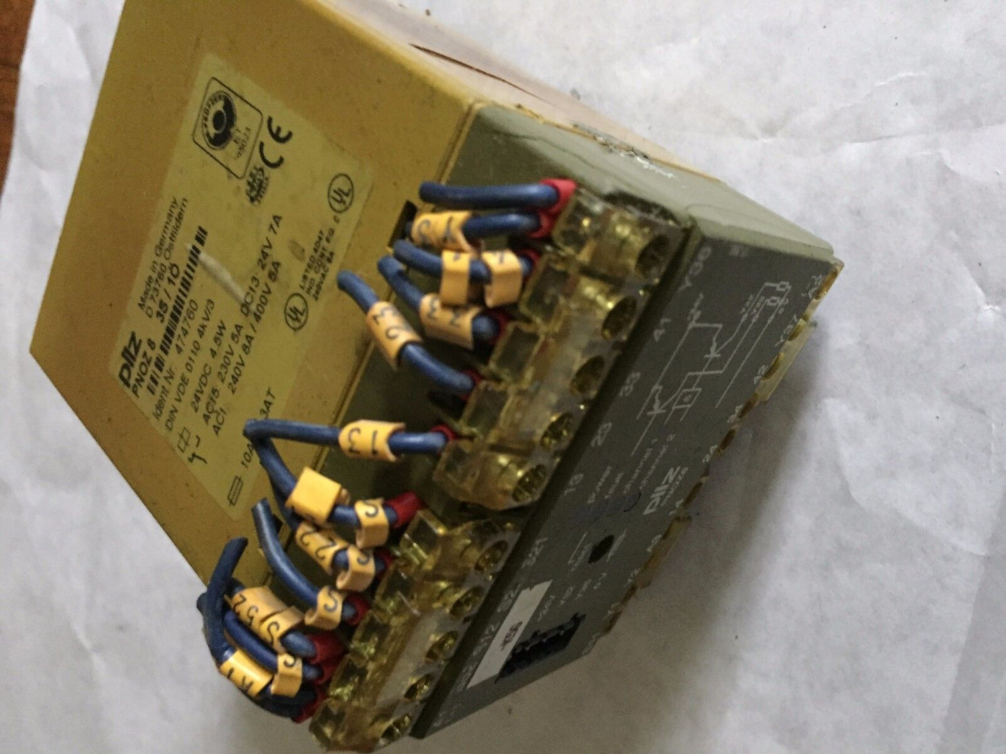 Pilz Pnoz8 3S/10,474760,Safety Relay 24Vdc 6Va,4.5W 3No 1Nc Pnoz824dc,Bx