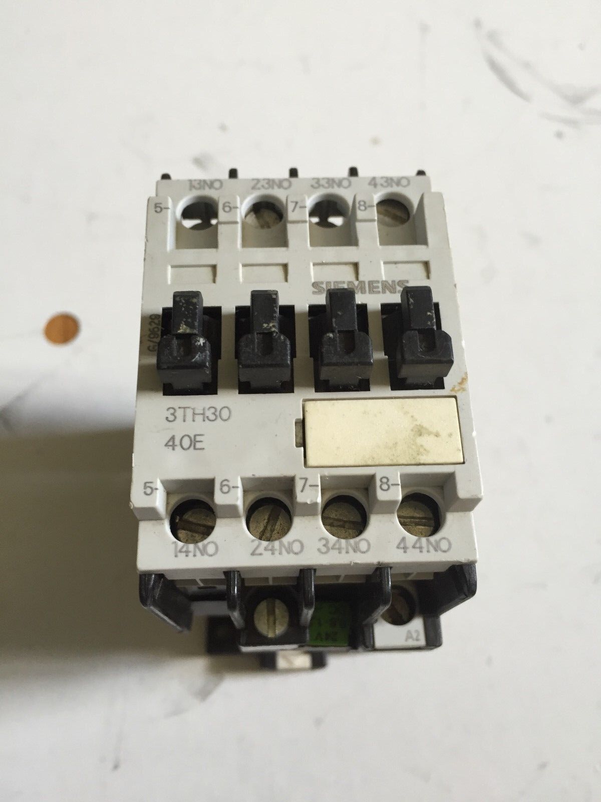 Siemens 3Th3040-0B,24V,3Th30 40E Relay 10Amp 4Pole 4No,24Vdc Coil,Bi