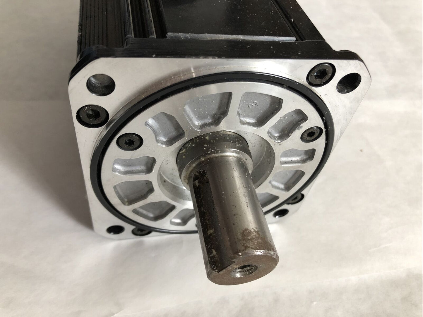 Yaskawa Sgms-20A6ab Ac Servo Motor 2000W,3000Rpm,6.36 N.M, 12.4,Bn