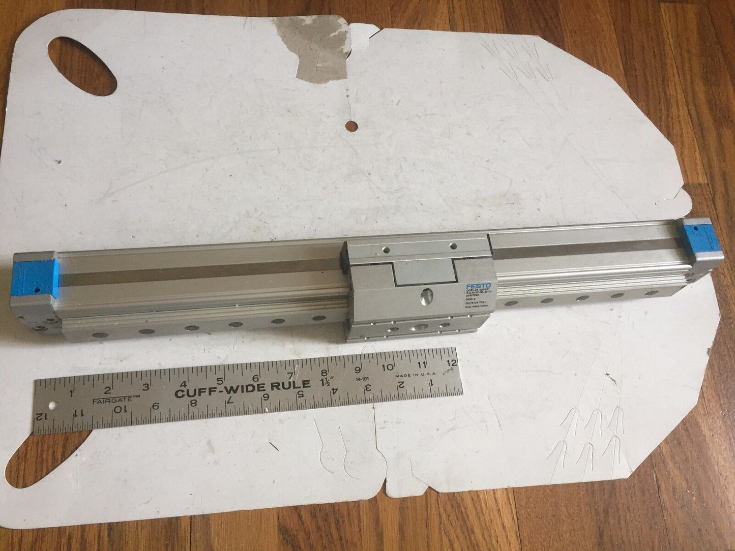 New Festo Dgpl-25-320-Pp V-A-B-Gf-Gk-Sh-D,23407249 Linear Axis Actuator,Be