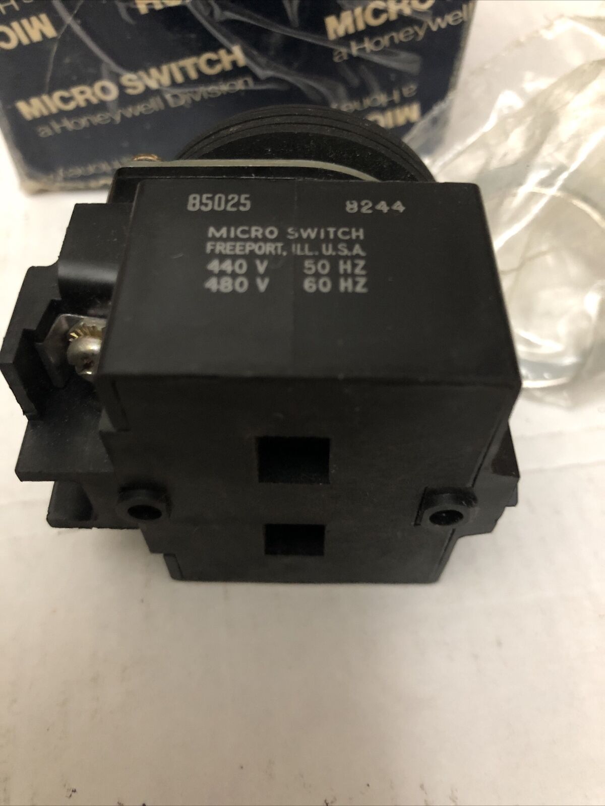 New Honeywell Pty 4241 Microswitch 85025 8244 Switch Micro Switch,Pk-43600,Cy