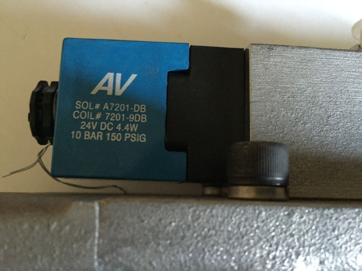 New Automatic Valve 413D87s39ds3-Db7,Av A7201-Db,Pneumatic Solenoid Valve,Ea