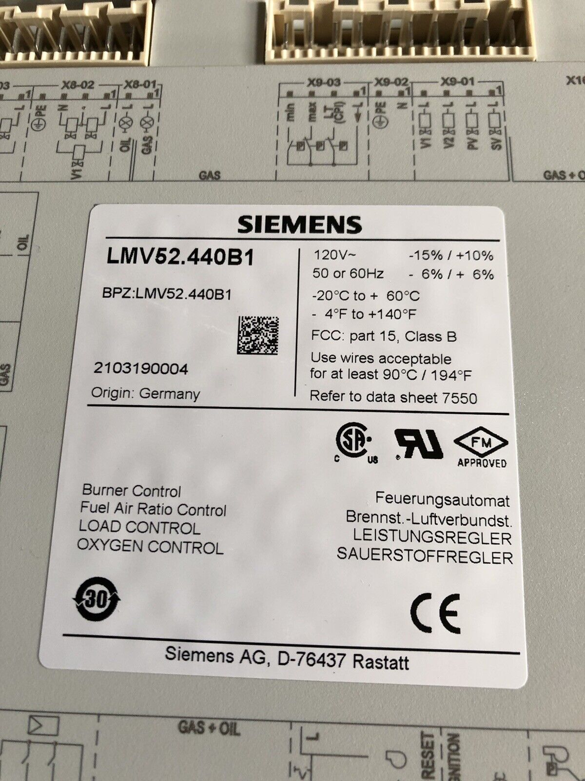 New Siemens Lmv52.440B1,Lmv52.440B1 Burner Control Fuel Air Ratio Control,Bm