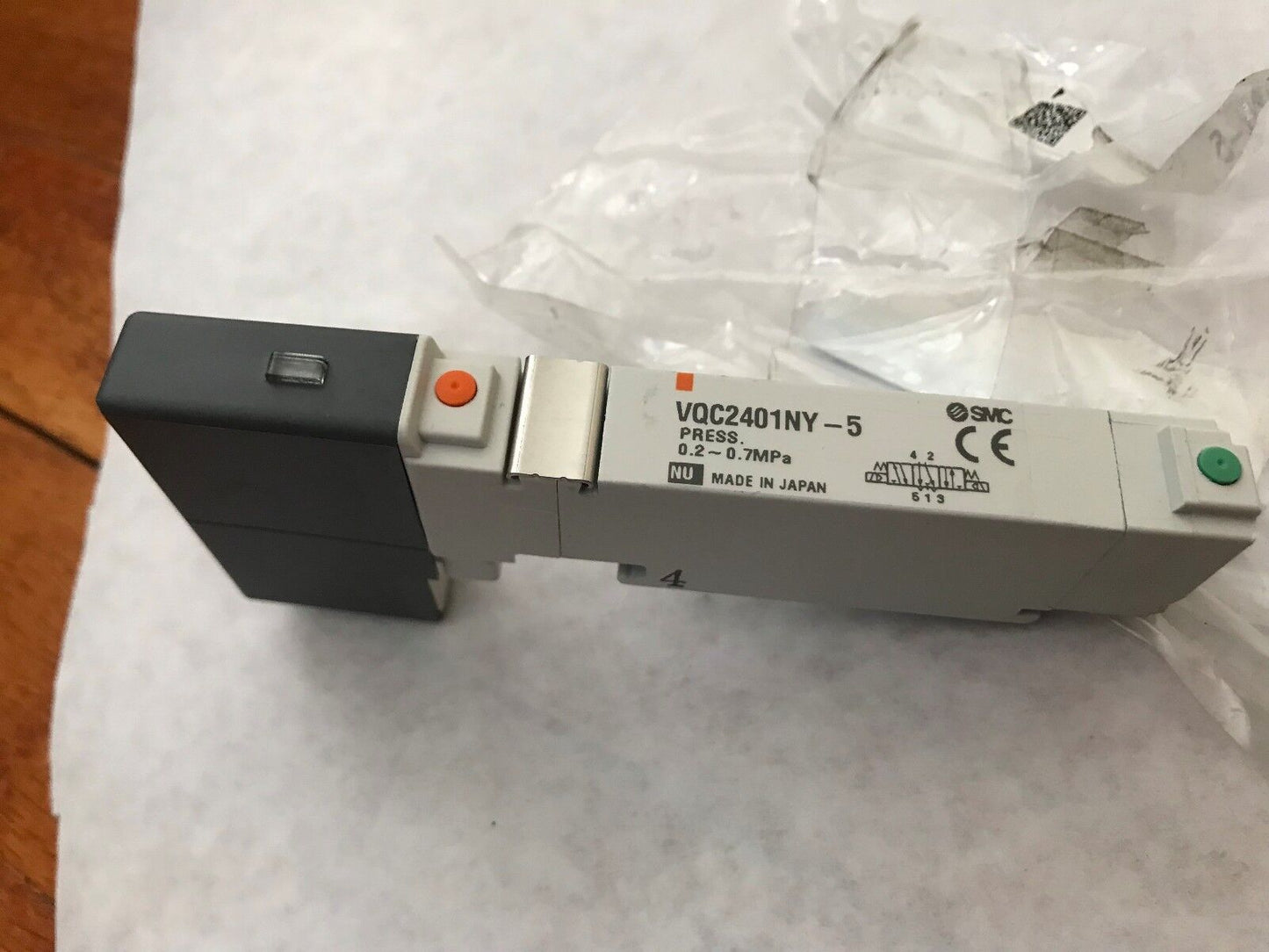 New Smc Vqc2401ny-5 Solenoid Valve 0.2-0.7 Mpa ,Room5