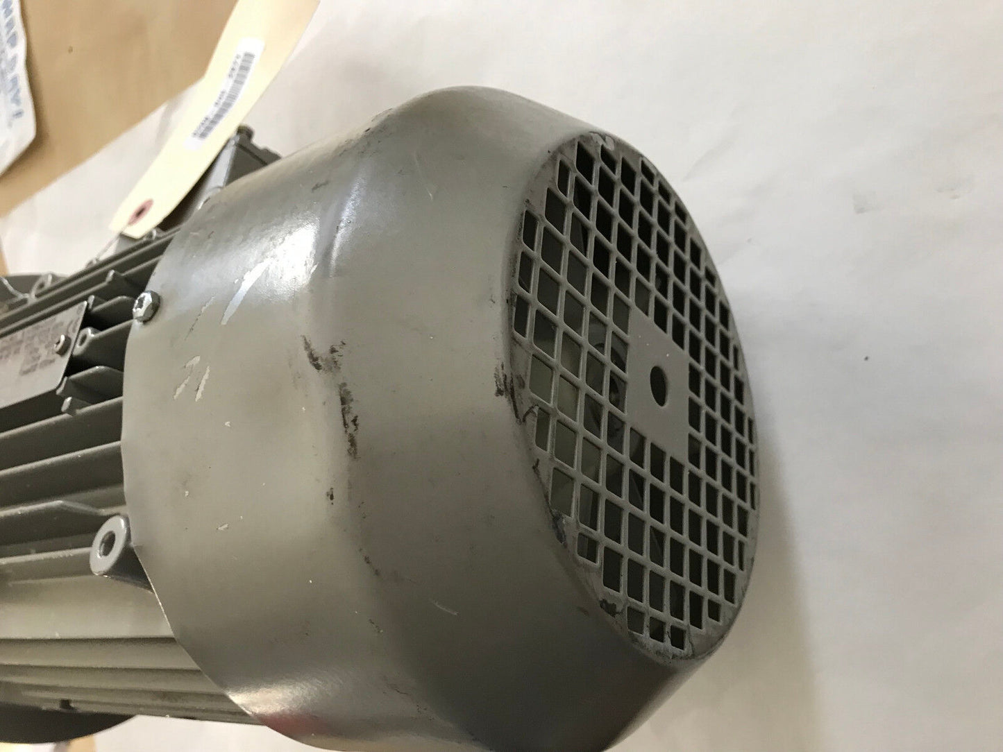 Siemens 1La70964aa91 Motor 480V,E1001/5233 999 01001 Iec/En 60034,3Ph,15Kg ,Sc