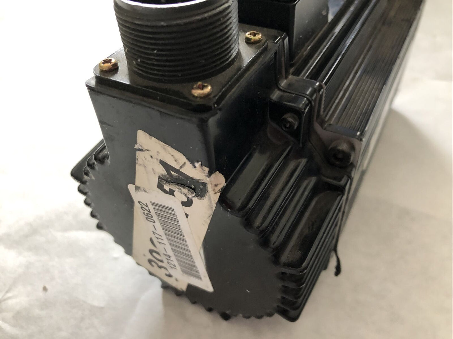 Yaskawa Sgms-20A6ab Ac Servo Motor 2000W,3000Rpm,6.36 N.M, 12.4,Bn