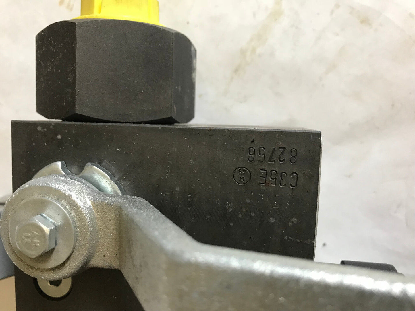 New Hydac Saf20e16y1-T330a Hydraulic Accumulatr Safety Valve,Db12120a-011,Ah