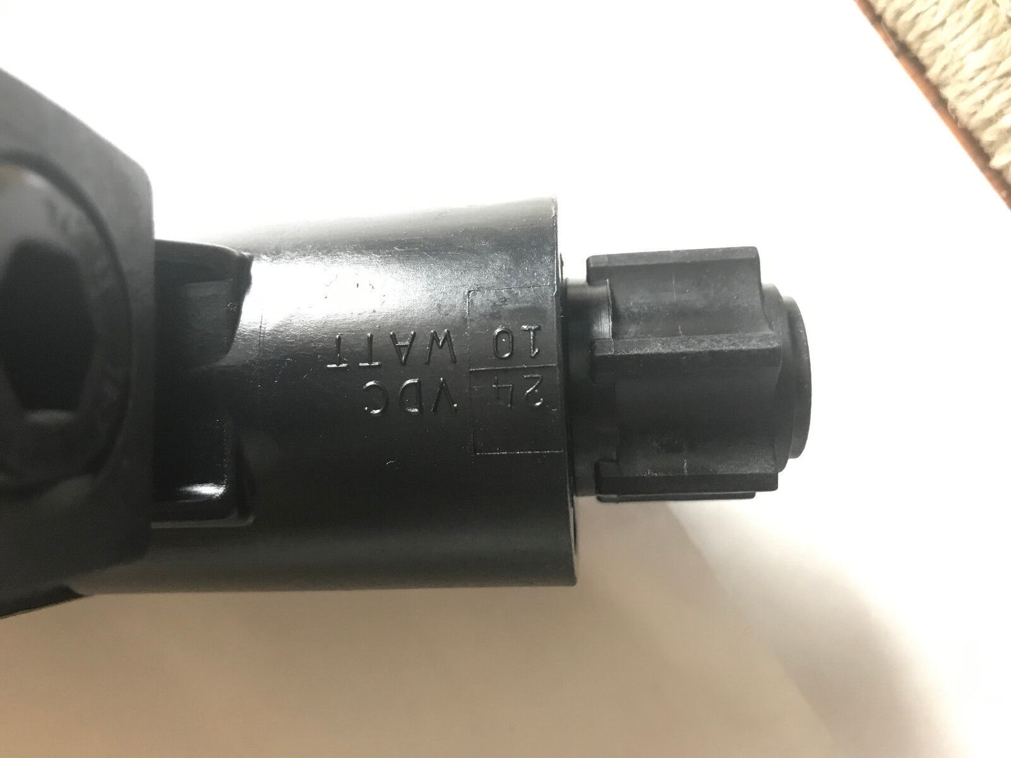 Parker D1vw004cnjglmj7y 82 Hydraulic Solenoid Valve,D1vw004cnj 24Vdc,3000-Psi,Su