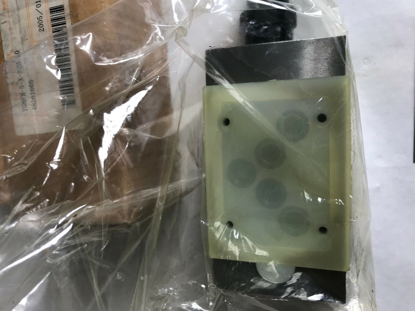 New Tokimec Tgmfn-5-X-P2h-50 Stack Valve,Tokimec Tgmen-5-X-P2h-50 ,Ad