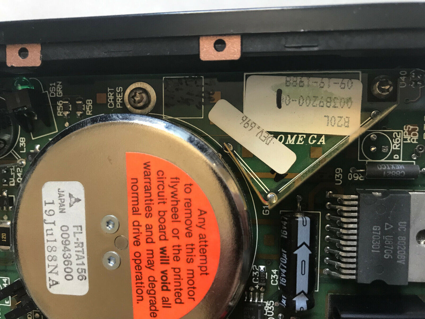 New Iomega Beta 20Ca 00633901 Removable Disk Storage Drive Scsi,B20l,Sm