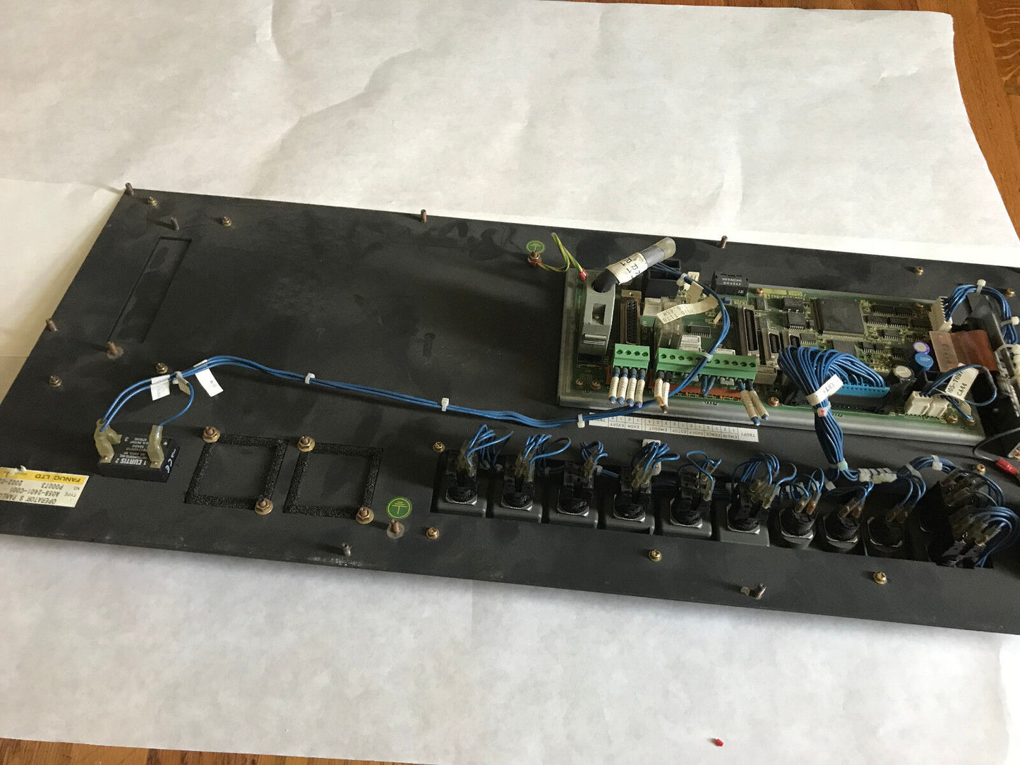 Fanuc A05b-2401-C001 Panel,System R-J3,A20b-2100-0421,A20b-2100-0421/O4d,Ep