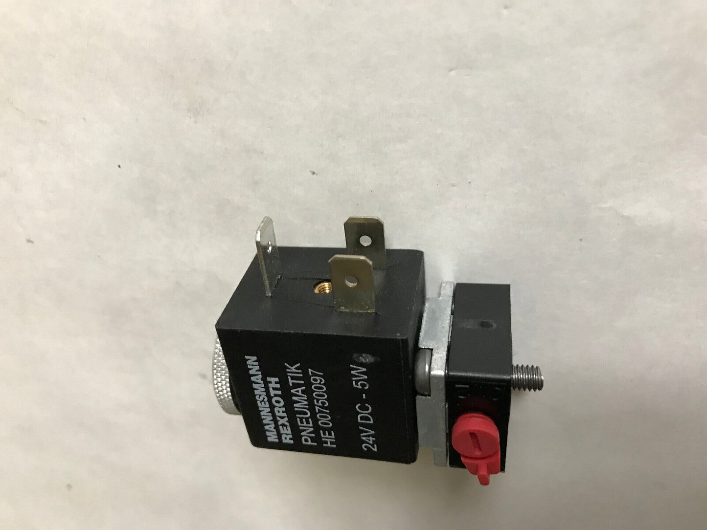 New Rexroth He00750097 Bosch Pneumatic Solenoid Pilot Valve 24Vdc-5W,Sh