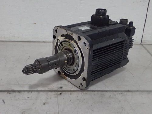 Yaskawa Sgmgh44a2ayr15 Ac Servo Motor, 4400 W, Rpm: 1500, 200 V,Bd