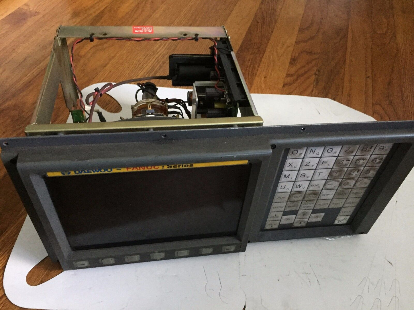 Fanuc N860-3755-T901,A86l00010235 I Series,D9mm11a,Crt Display Module,Cl