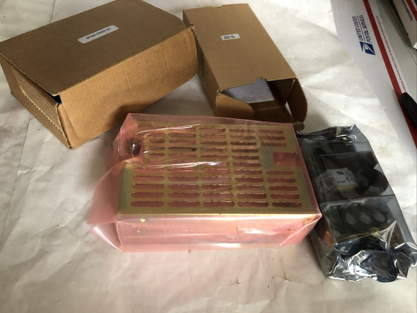 New Emerson Nfs40-7908,720132-32 W/Nfs40 Power Supply 1.3/0.65A,100/230Vac,Ay