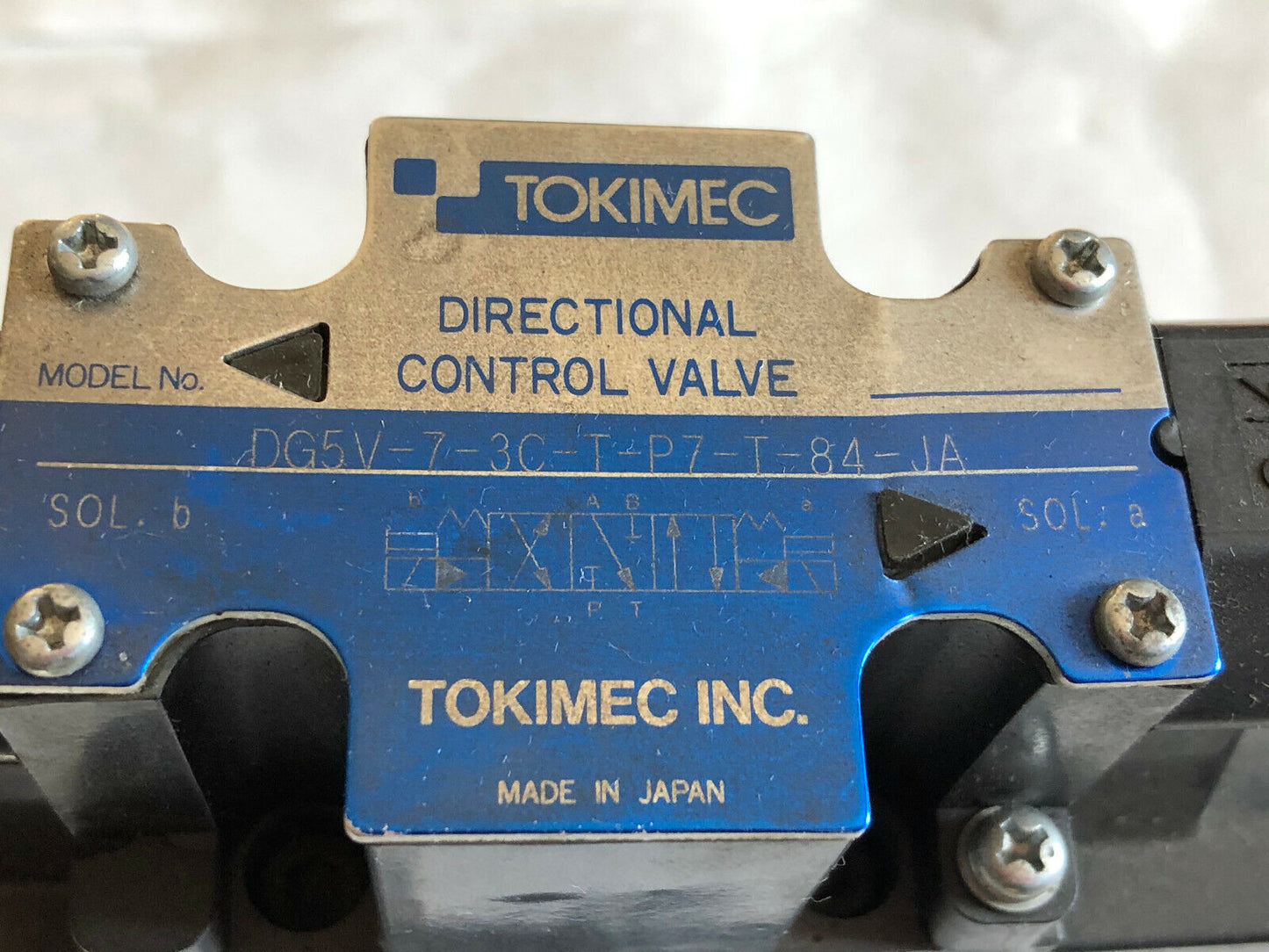 New Tokimec Dg5v-7-3C-T-P7-T-84-Ja Solenoid Pilot Operated Directional Valve,Fd