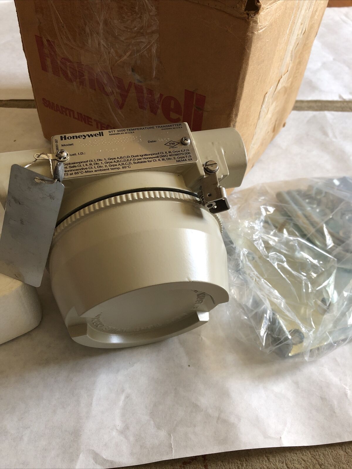 Honeywell Stt350-0-Ep00-00Tg-M,B000us-F103,Stt3000 Transmitter Temperature,Ba