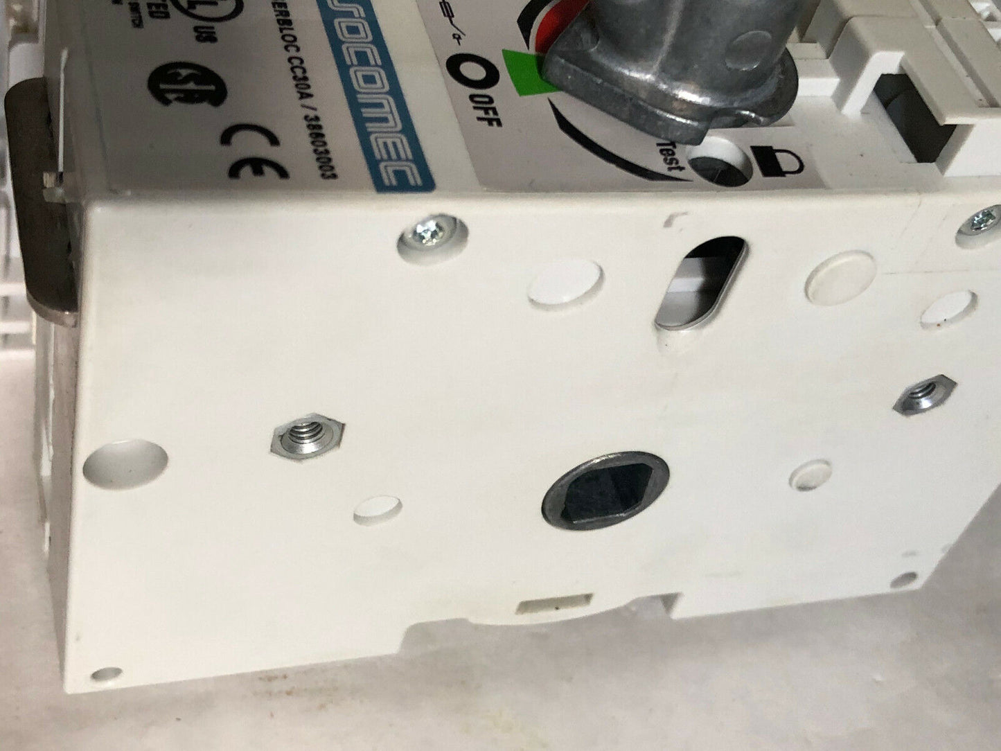New Socomec Fuserbloc Cc30a / 38603003 Switch 30 Amp, 600V,Cc30a/38603003,Am
