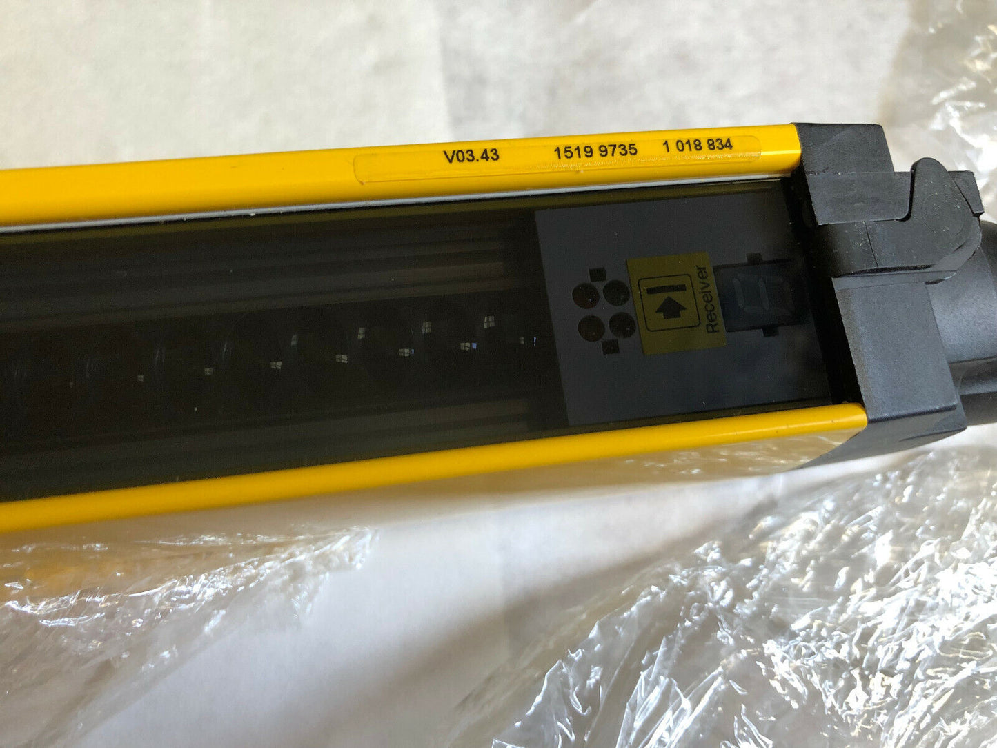 Sick C40s-1301Da010,C4000,Safety Light Curtain,0-8M Scan Range,1350Mm,Rec&Tra,St