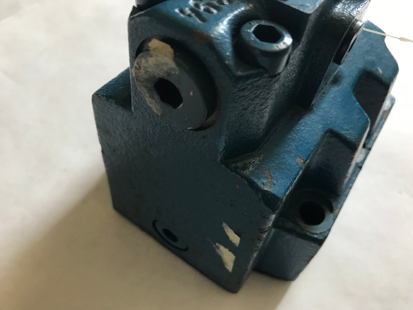 New Rexroth Dr30-5-52/100Yv/12 Hydraulic Valve,Ah