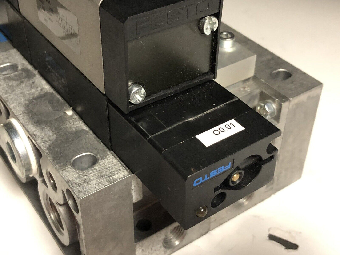 Festo Solenoid Valve Assembly Vimp-04-D-1 Muhx2-Zp-D-1-24G Iepr-04-D-1 ,Ev