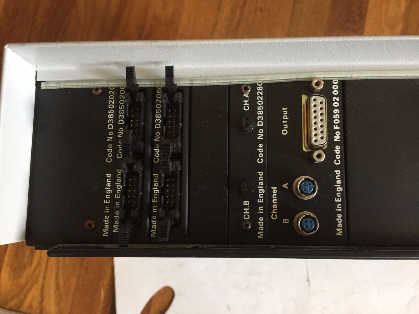 Edwards Lyomaster 4000 Vacuum Gauge Control Pump Plc W/ Cables,Ac