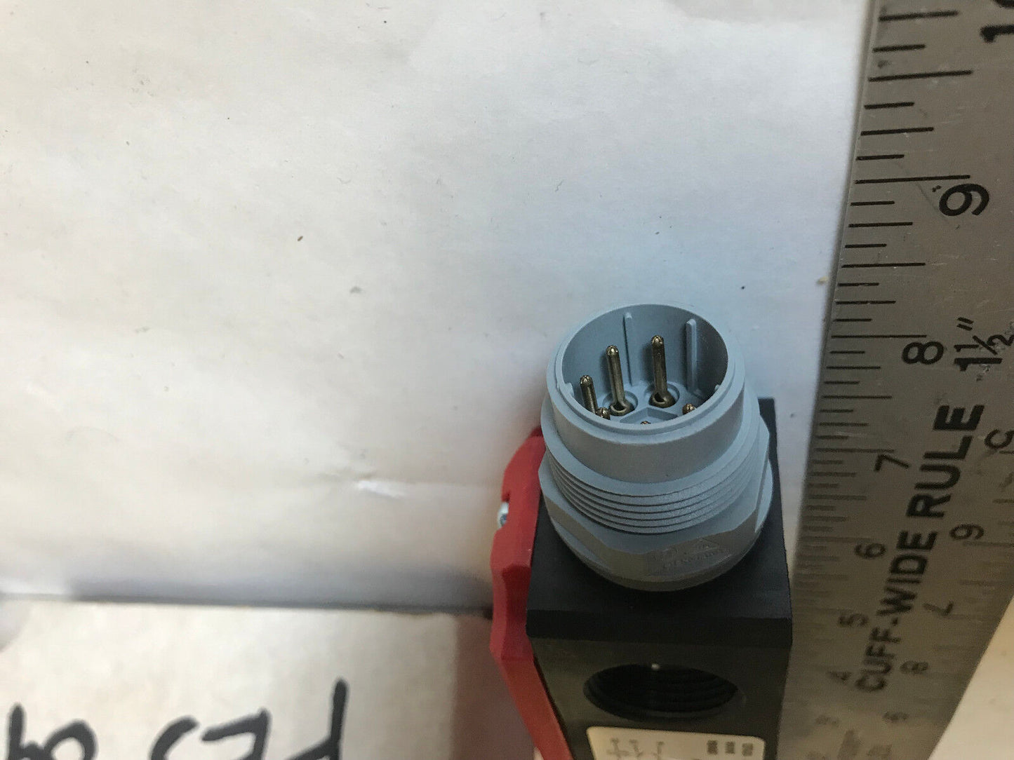 Euchner Tp1-528A024sr6,528A024sr6,070619 Mechinical Safety Interlock Switch,Su