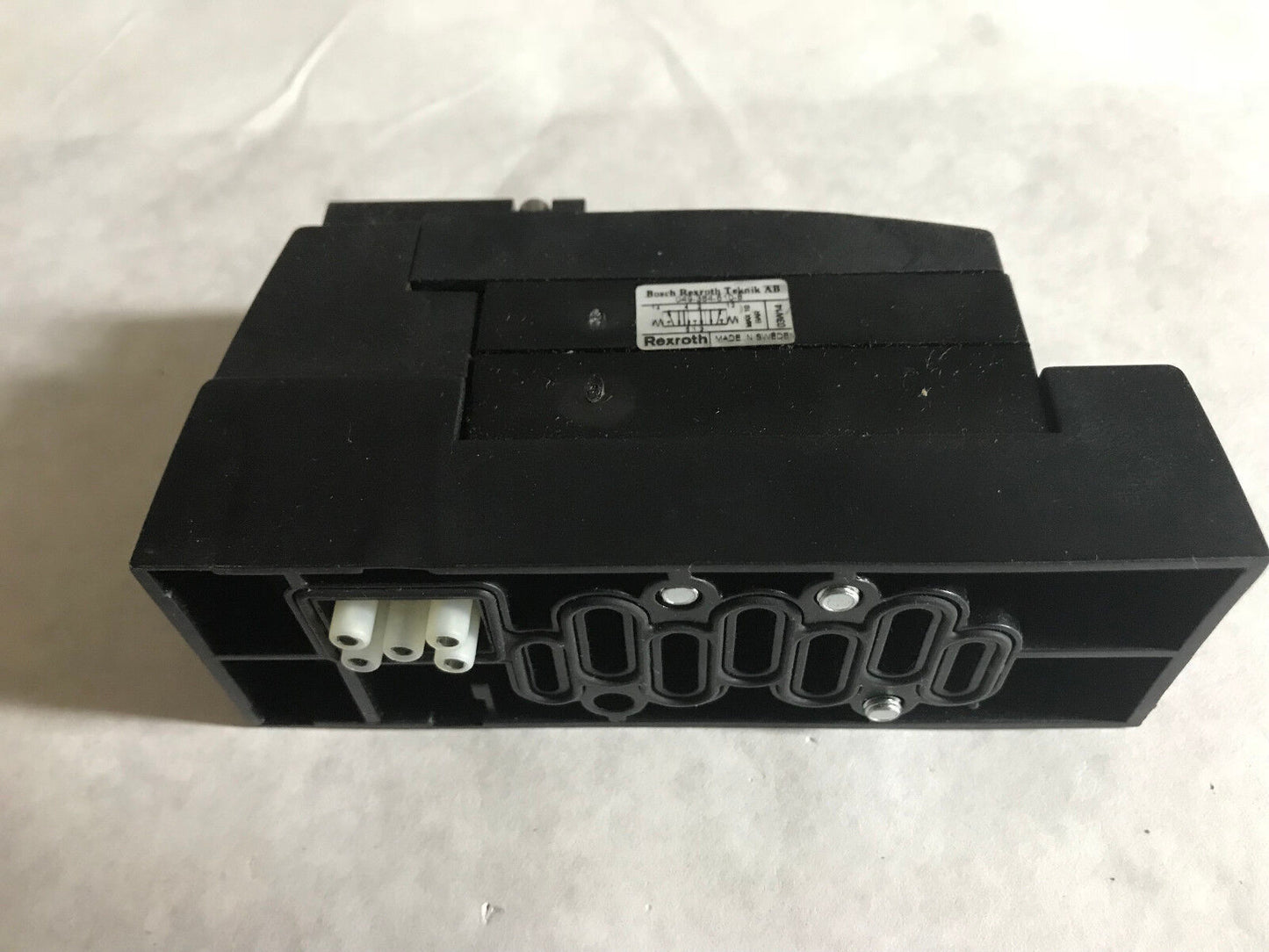 Bosch Rexroth 261-109-140-0 Pneumatic Solenoid Valve 049-384-610-8,281-109-140-0