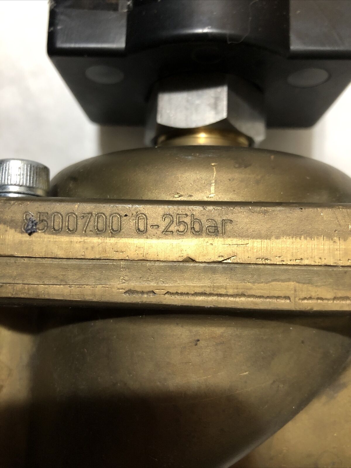 New Buschjost Solenoid Valve 24V 8500700.8401,8500700 0-25Bar,Cw617n,Td