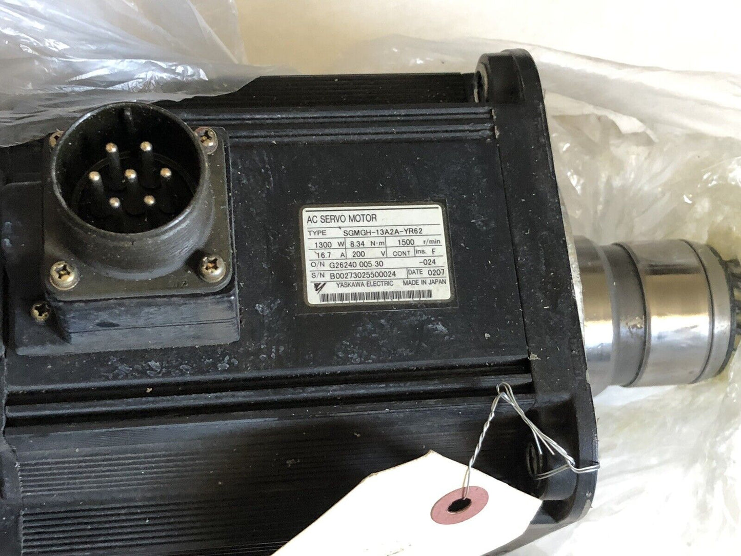 Yaskawa Sgmgh-13A2a-Yr62 Servo Motor,Rpm 1500Rpm,1300W,16.7A,Bt